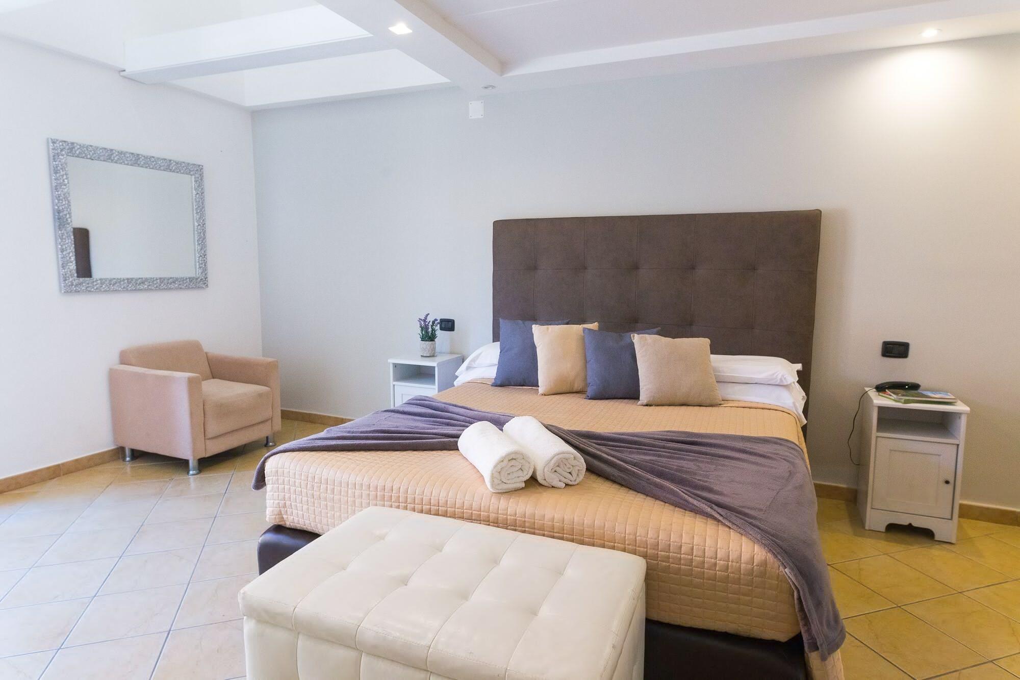 Hotel Rivoli Sorrento Bagian luar foto