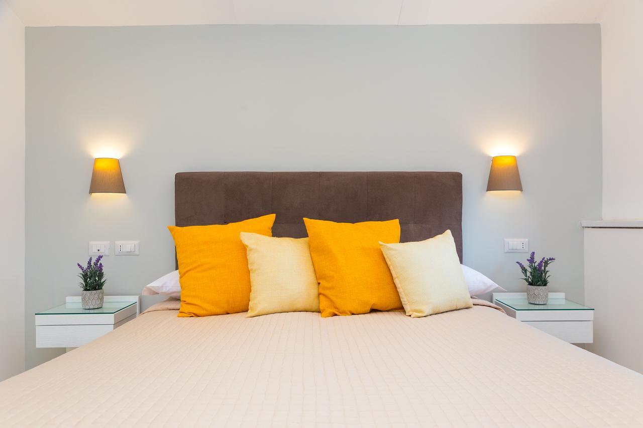 Hotel Rivoli Sorrento Bagian luar foto